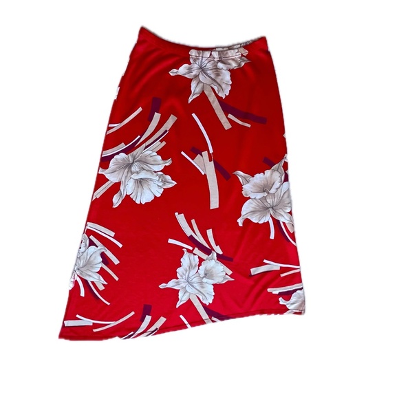 Women's red two-piece suit: short sleeve top and midi skirt Size 8 - Picture 4 of 4